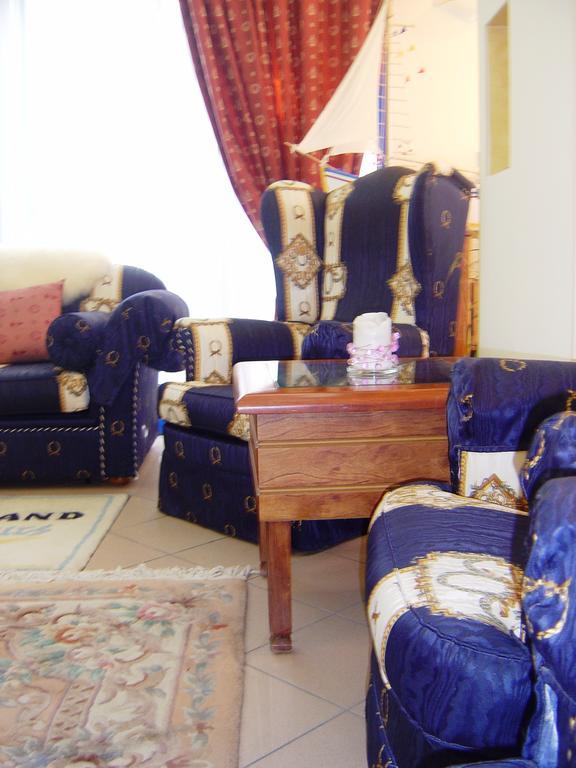 Kalimera Hotel Poros Town Екстер'єр фото