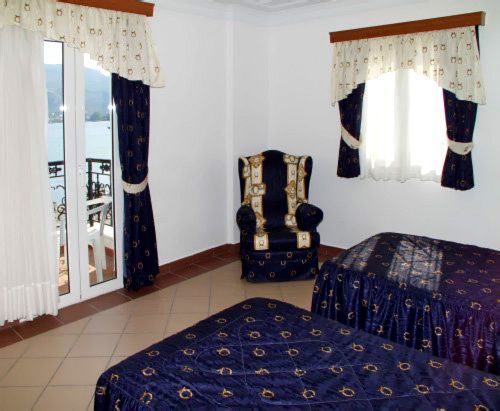 Kalimera Hotel Poros Town Екстер'єр фото