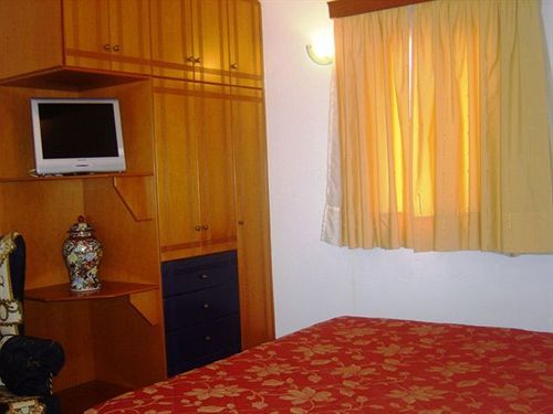 Kalimera Hotel Poros Town Екстер'єр фото